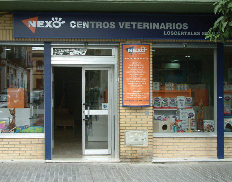 Clinica Veterinaria Los Certales - Fachada